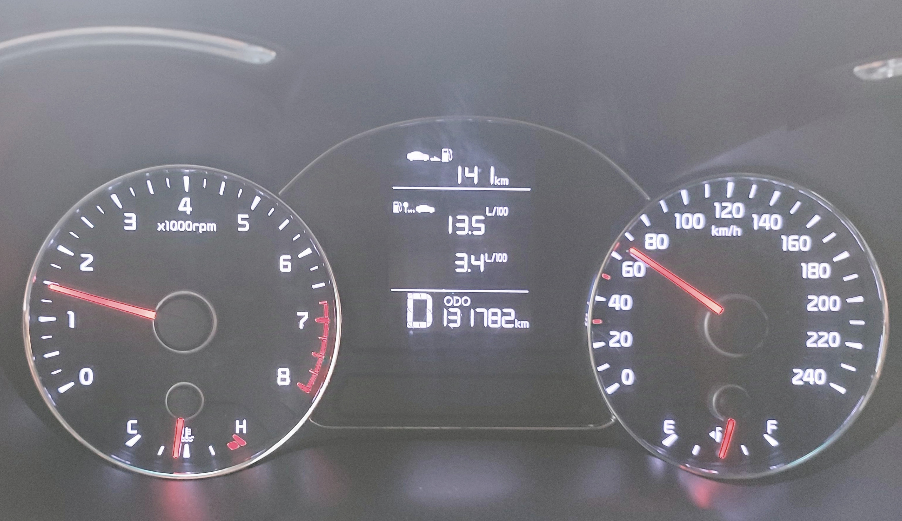 carros - Kia Cerato (Forte) 2017, Motor Dohc 1