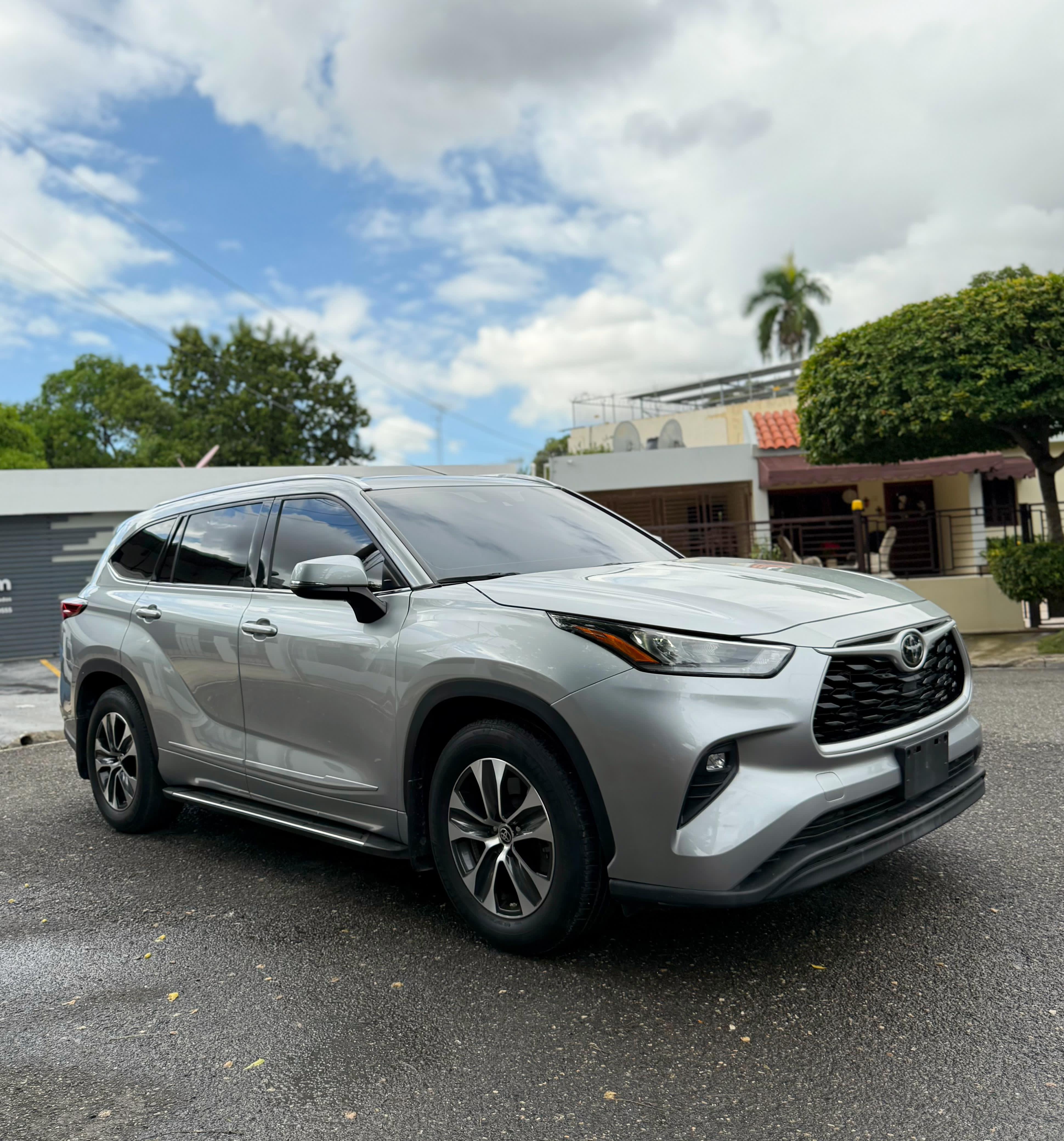 jeepetas y camionetas - Toyota higlander xle 2020 1