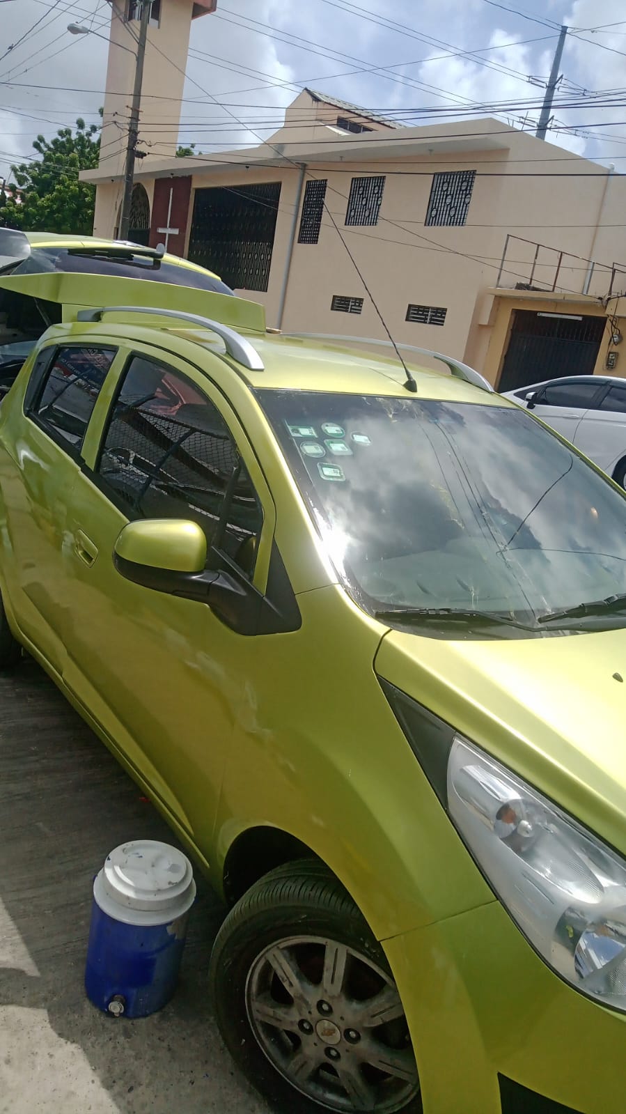 carros - Chevrolet Spark Sport 2011 1