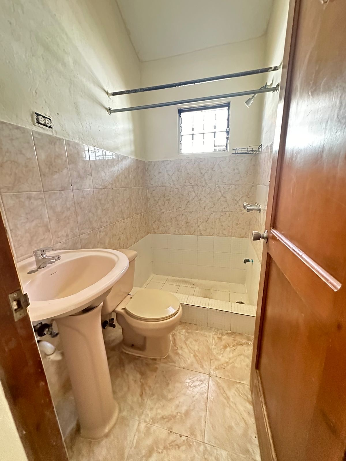casas - Casa en Venta en Ensanche Independencia 8