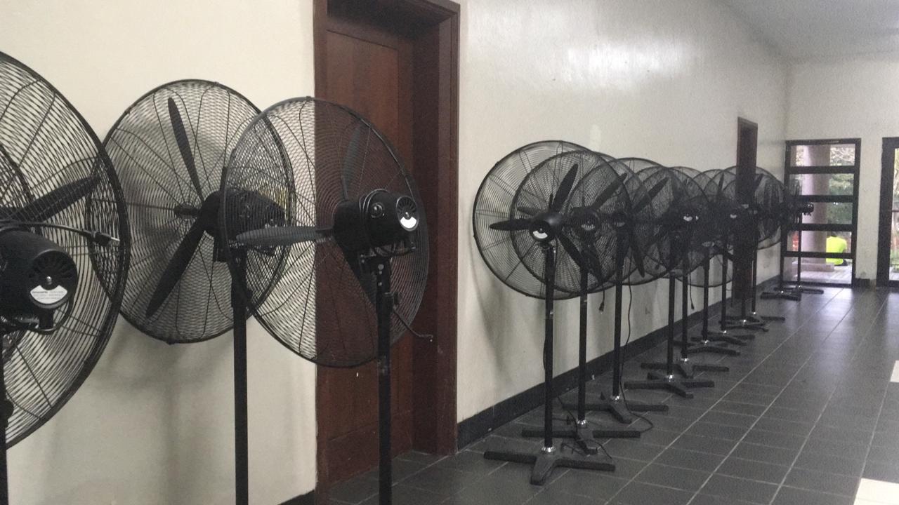 aires acondicionados y abanicos - Alquiler de potentes abanicos industriales para Eventos  2