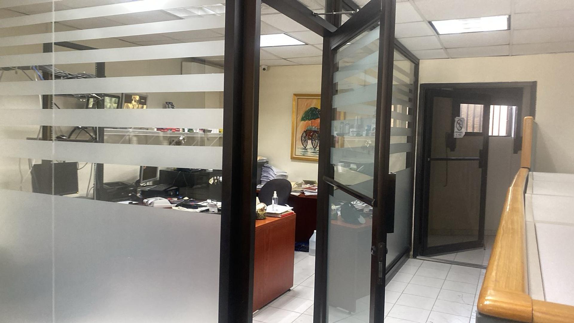 oficinas y locales comerciales - Se vende edificio Facipago en Santiago  5