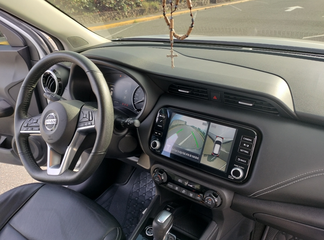 jeepetas y camionetas - Nissan kicks exclusive financiamiento disponible  7