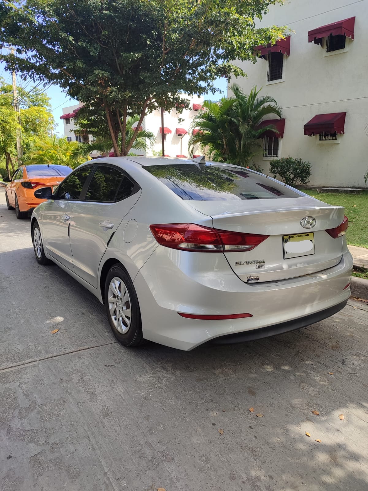 carros - HYUNDAI ELANTRA 2017 GRIS 3