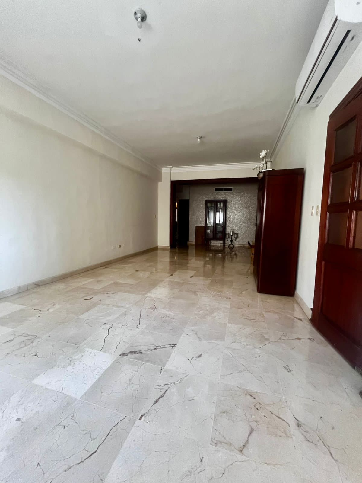 apartamentos - Alquiler de Apartamento en Piantini  8