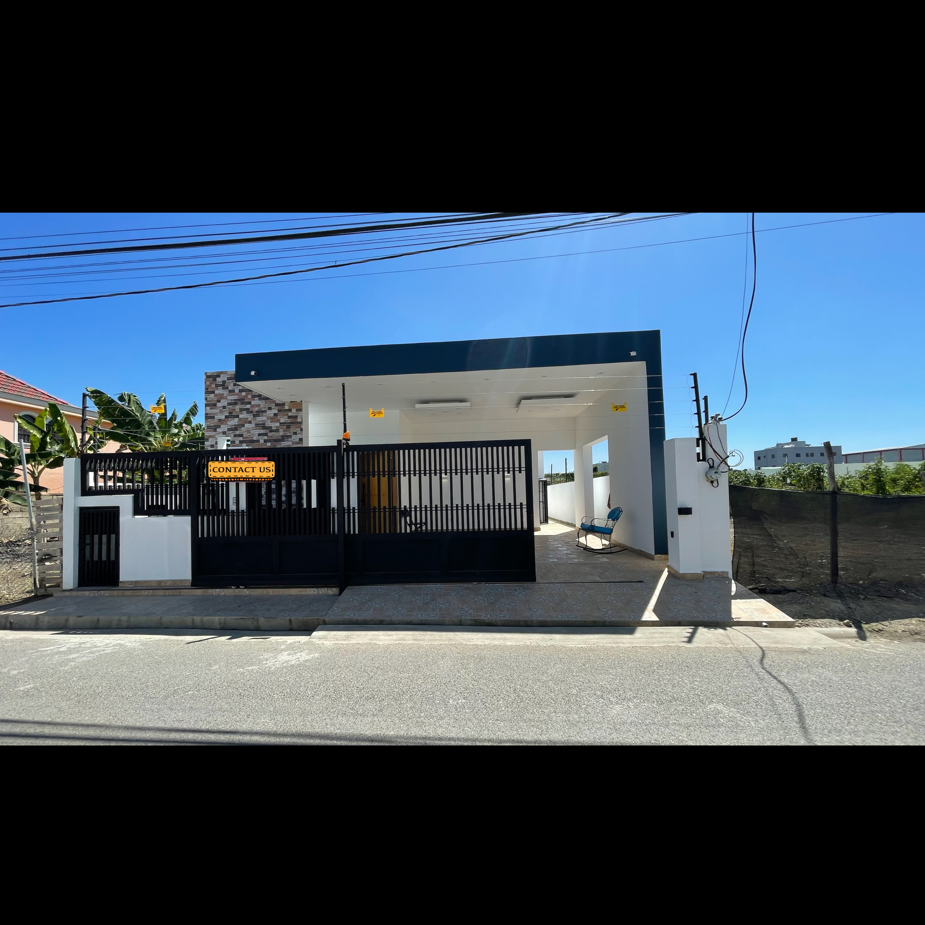 casas - MODERNA CASA EN VENTA EN SANTIAGO.
