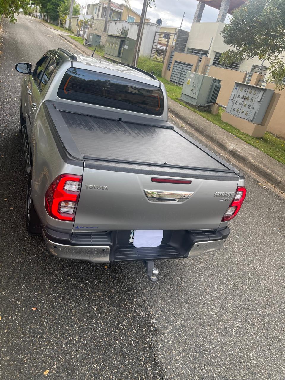 camiones y vehiculos pesados - VENDO HILUX LIMITED 2023 7