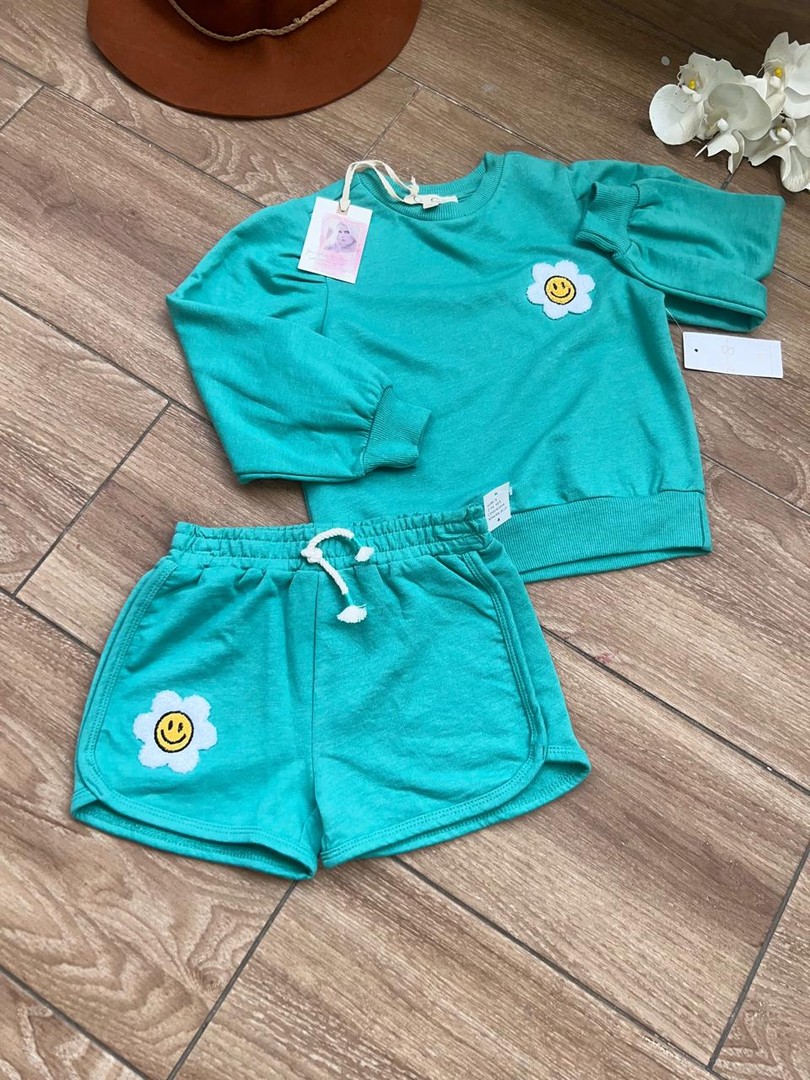 ropa y zapatos - Conjunto para niñas 0