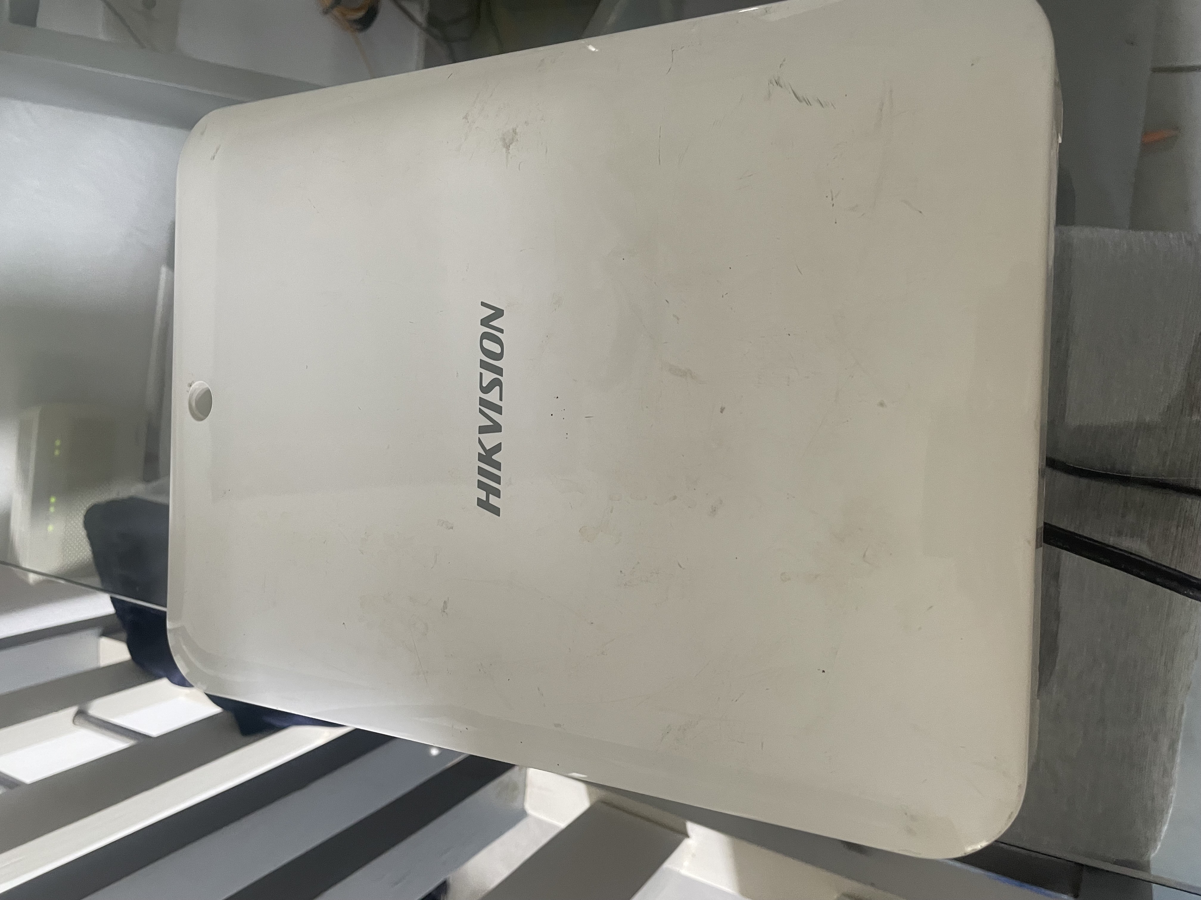 camaras y audio - Alarma de hogar Hikvision híbrida en perfecto estado higuey 0