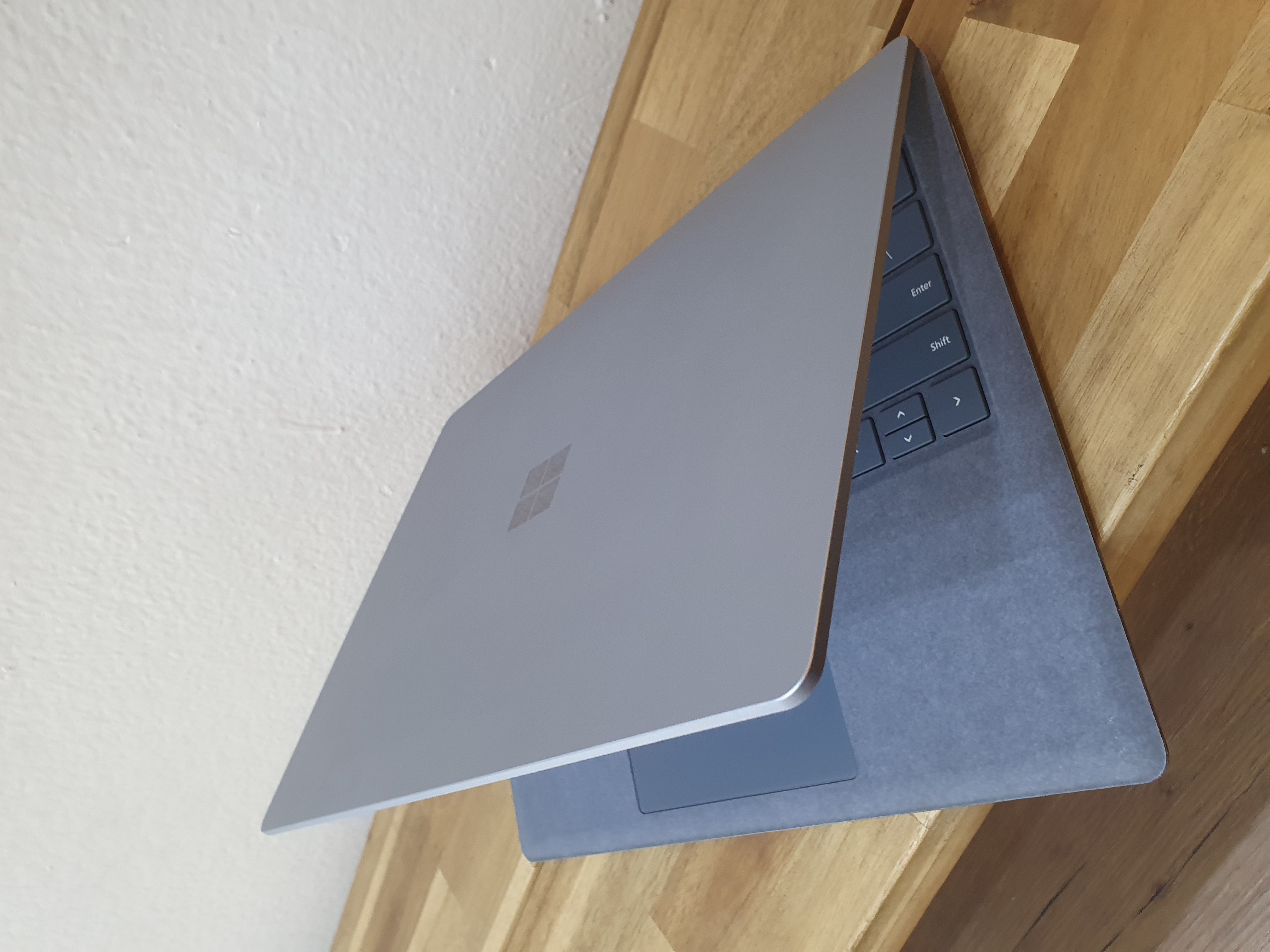 computadoras y laptops - Laptop Microsoft Surface 4 13.5" QHD, Core i5 11th, 512GB SSD, 8GB RAM, Nueva 5