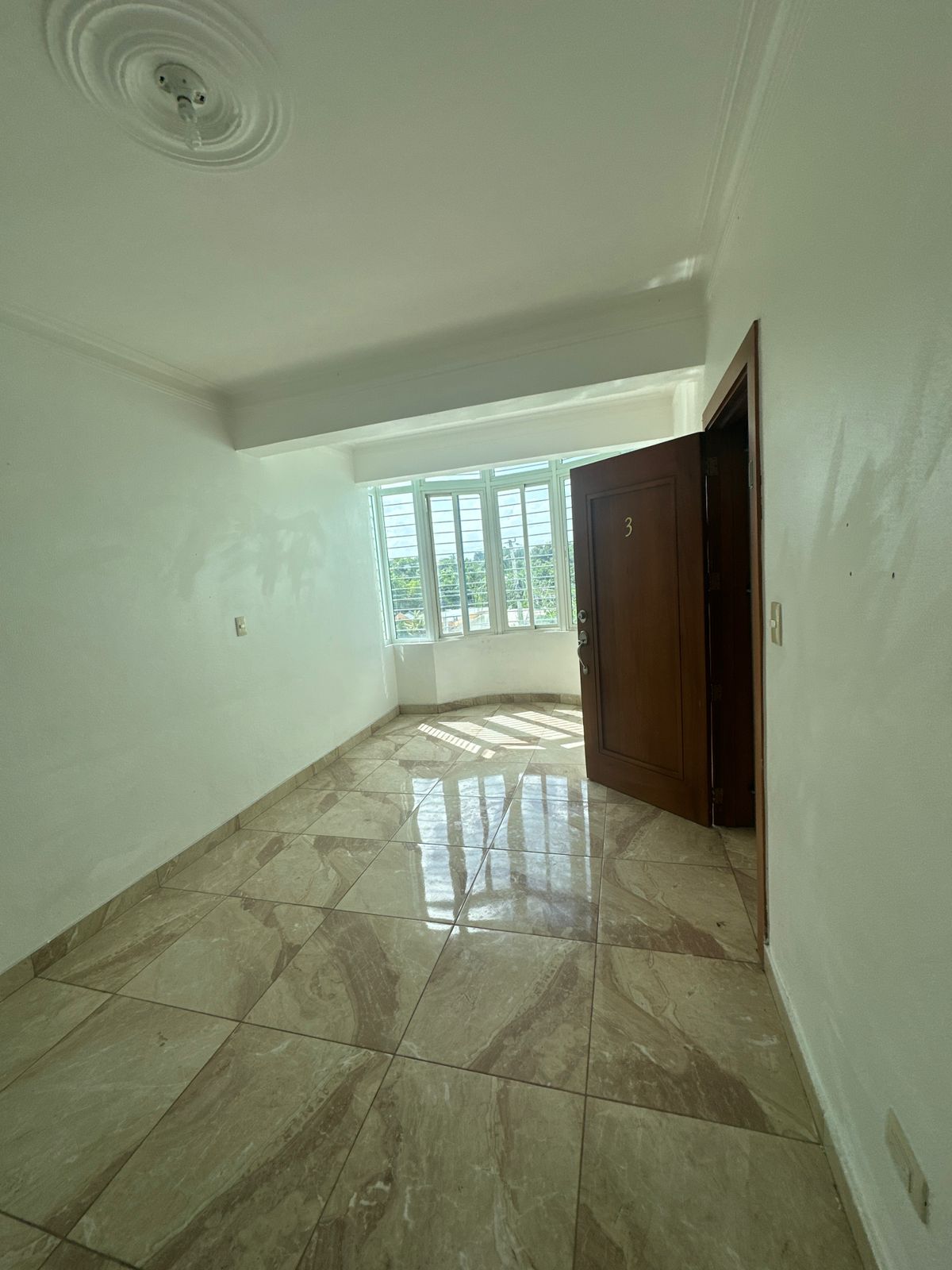 apartamentos - Apartamento 2do Nivel en Gurabo 7
