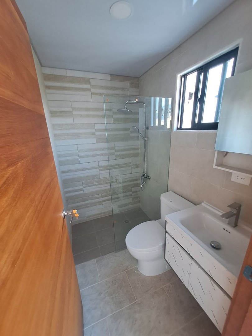 apartamentos - Apartamento nuevo 4to piso en Renacimiento
 4