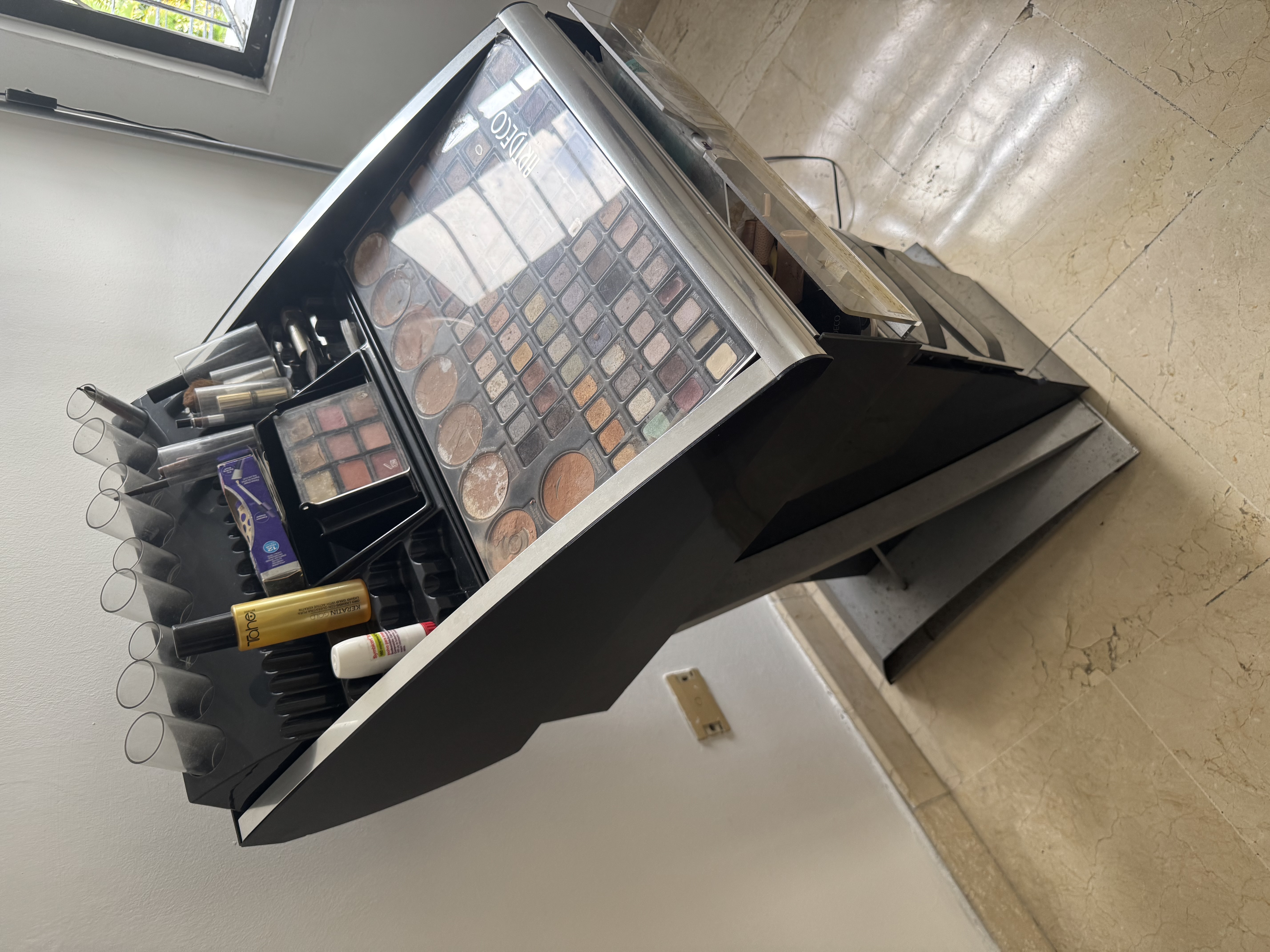 salud y belleza - Mueble de maquillaje 