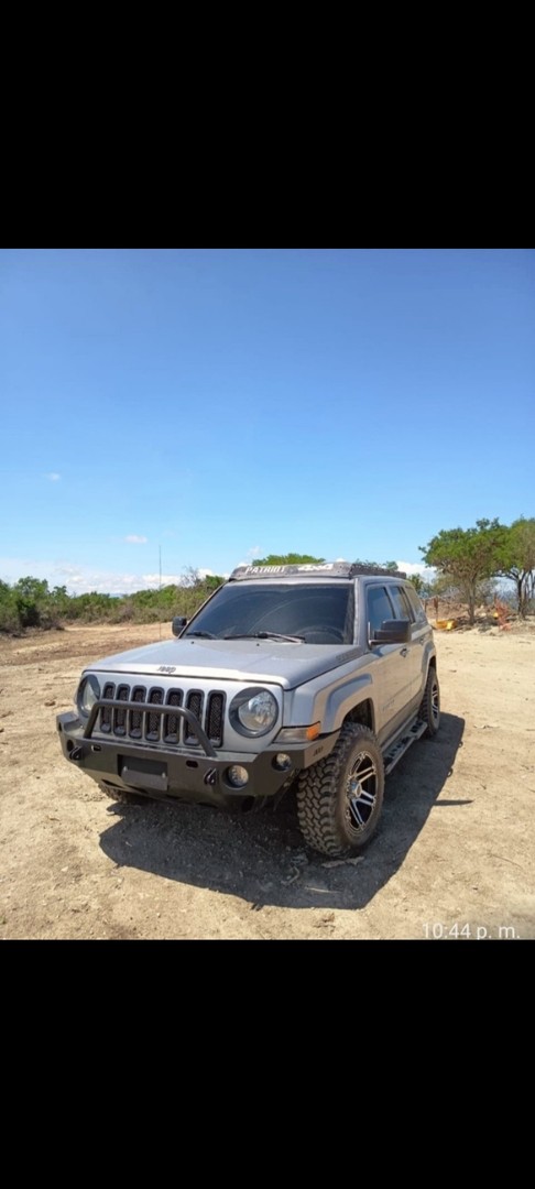 jeepetas y camionetas - Jeep Patriot 4x4 2016 
High Altitude Modificado 
 4