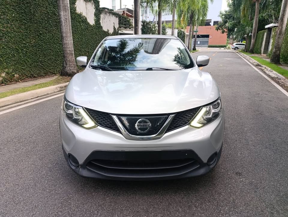 jeepetas y camionetas - Nissan Rogue Sport Clean Carfax 3