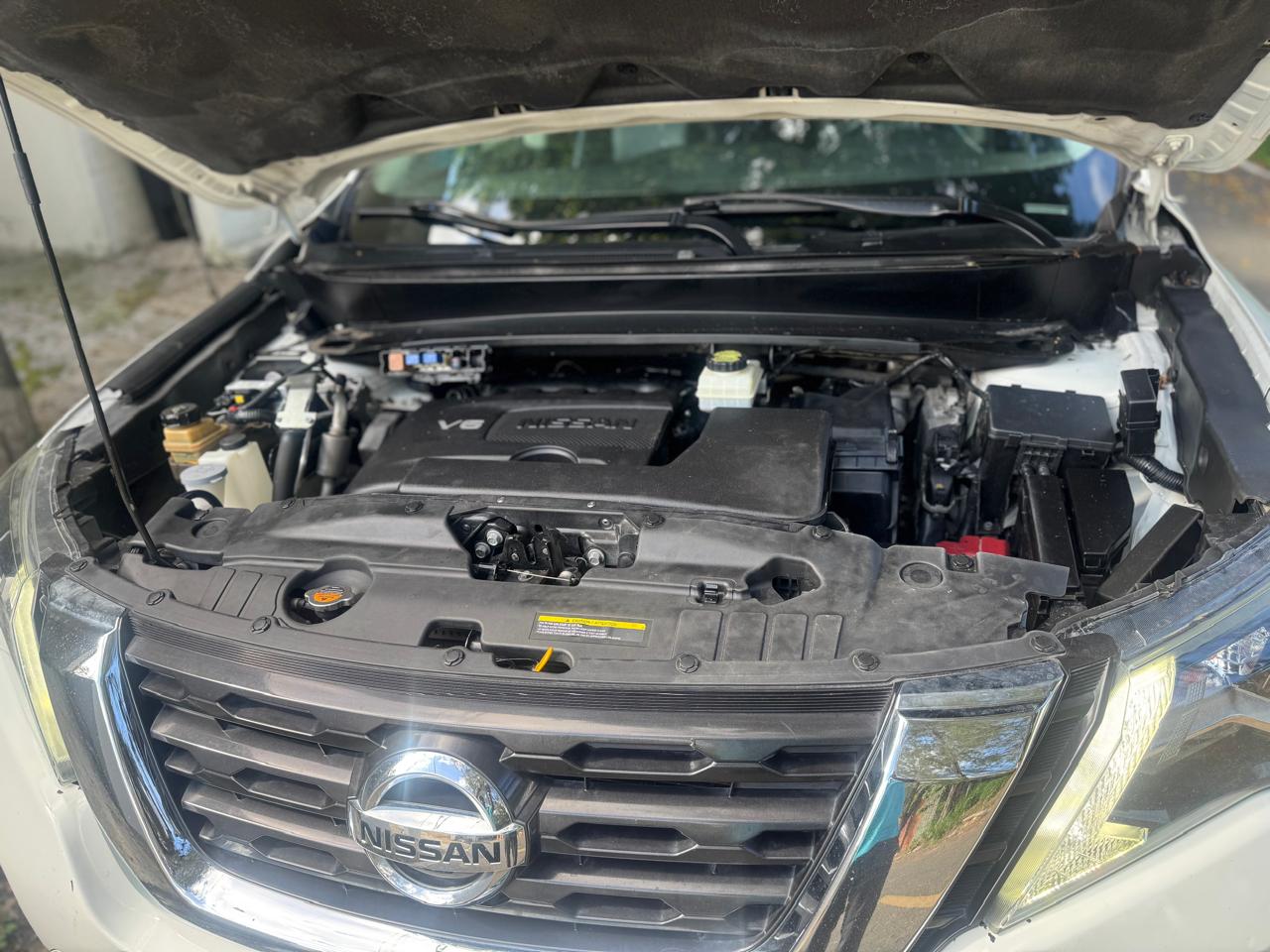 jeepetas y camionetas - NISSAN PATHFINDER EN PERFECTAS CONDICIONES 7