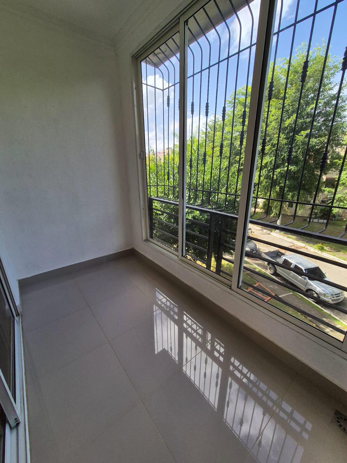apartamentos - VENDO BELLO APARTAMENTO TERCER PISO .Residencial C 0