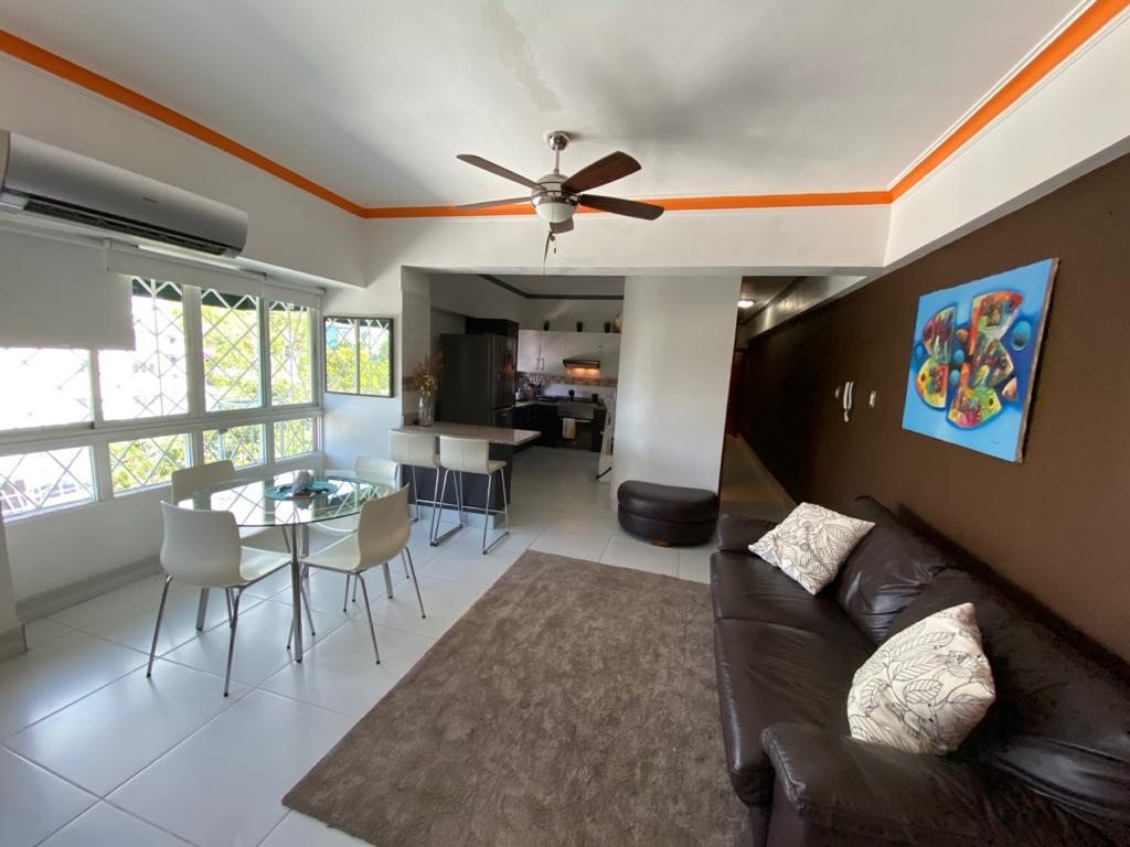 apartamentos - Venta de Apartamento de oportunidad en Gazcue!!!
 0