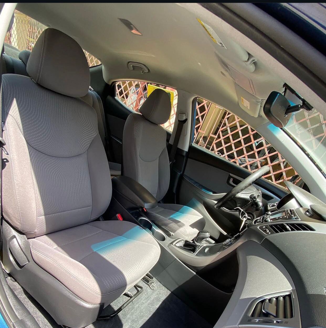 carros -  Hyundai Elantra excelente condicion 0