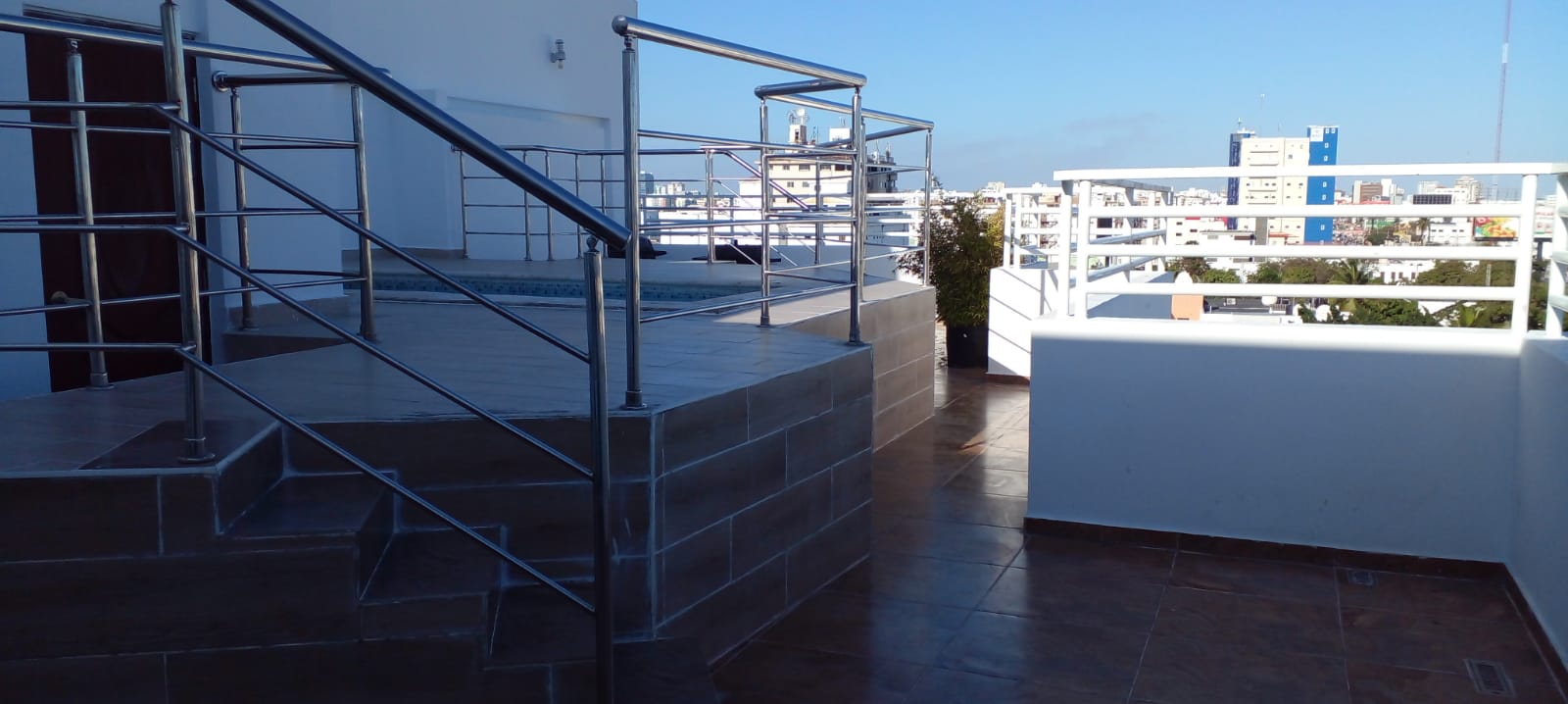 apartamentos - Apartamento en alquiler 130m2 Piso 4 Vista al mar 4