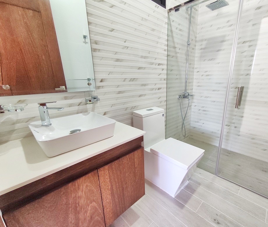 apartamentos - Piso alto de venta en Los Cerros de Gurabo  4