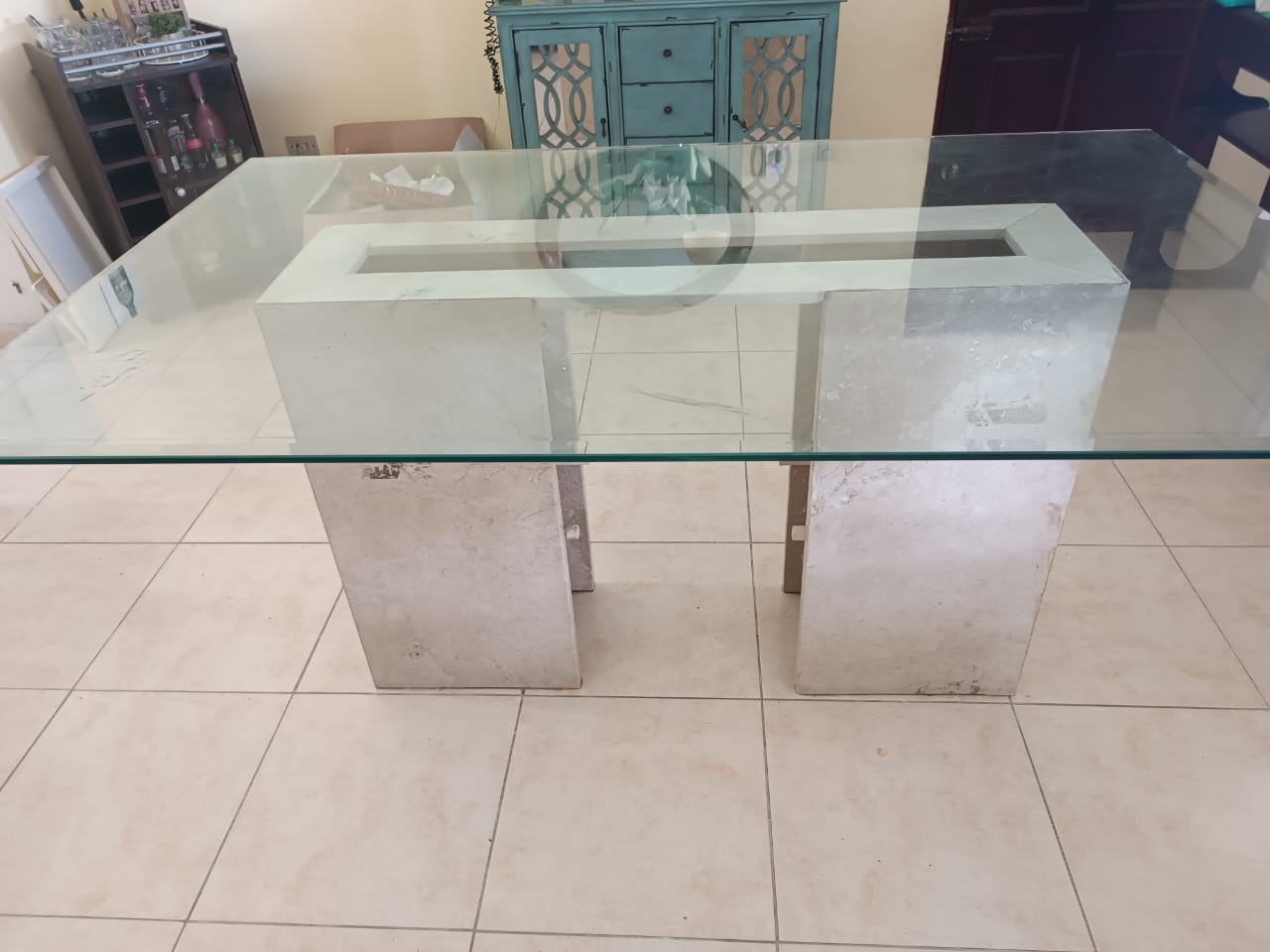 muebles y colchones - Mesa tope de cristal con base de marmol 1