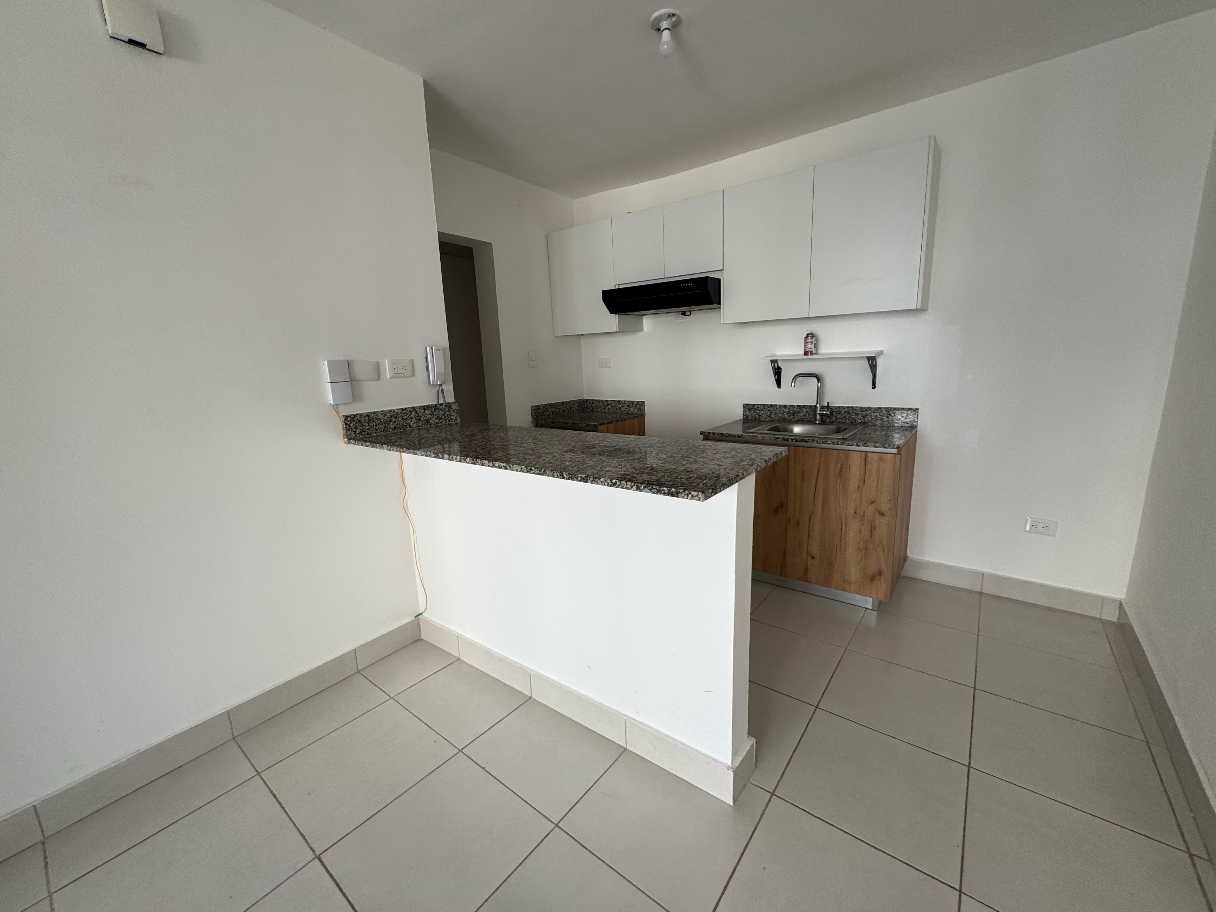 apartamentos - APARTAMENTO EN VENTA 2DO NIVEL,  2