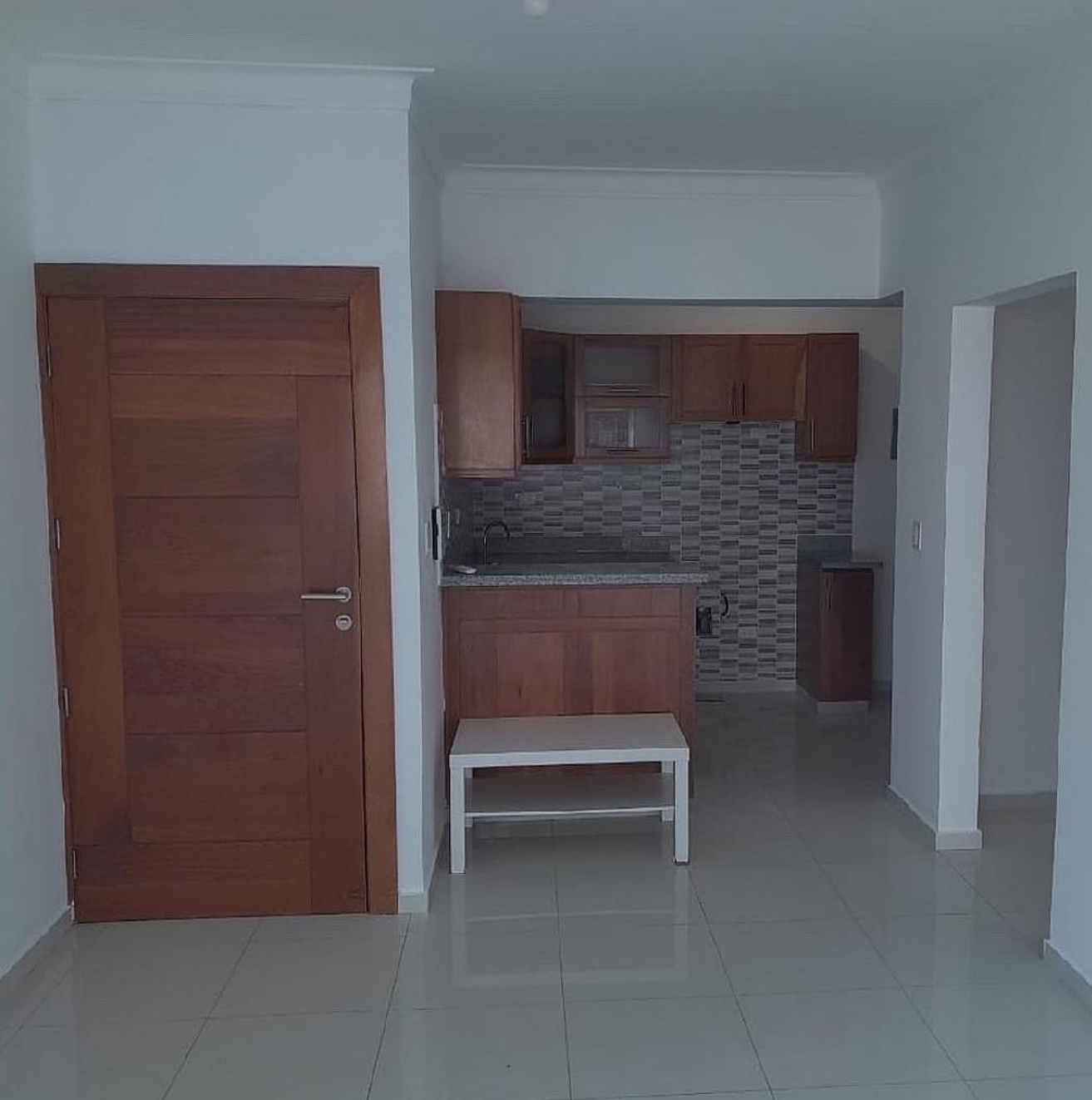 apartamentos - Apartamento en Alquiler – Zona Exclusiva
📍 5to Piso | 75 m² | Vista al Mar
 3