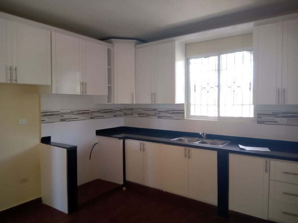 apartamentos - EN ALQUILER EN LA URB. LOS JARDINES DE BOCA CHICA