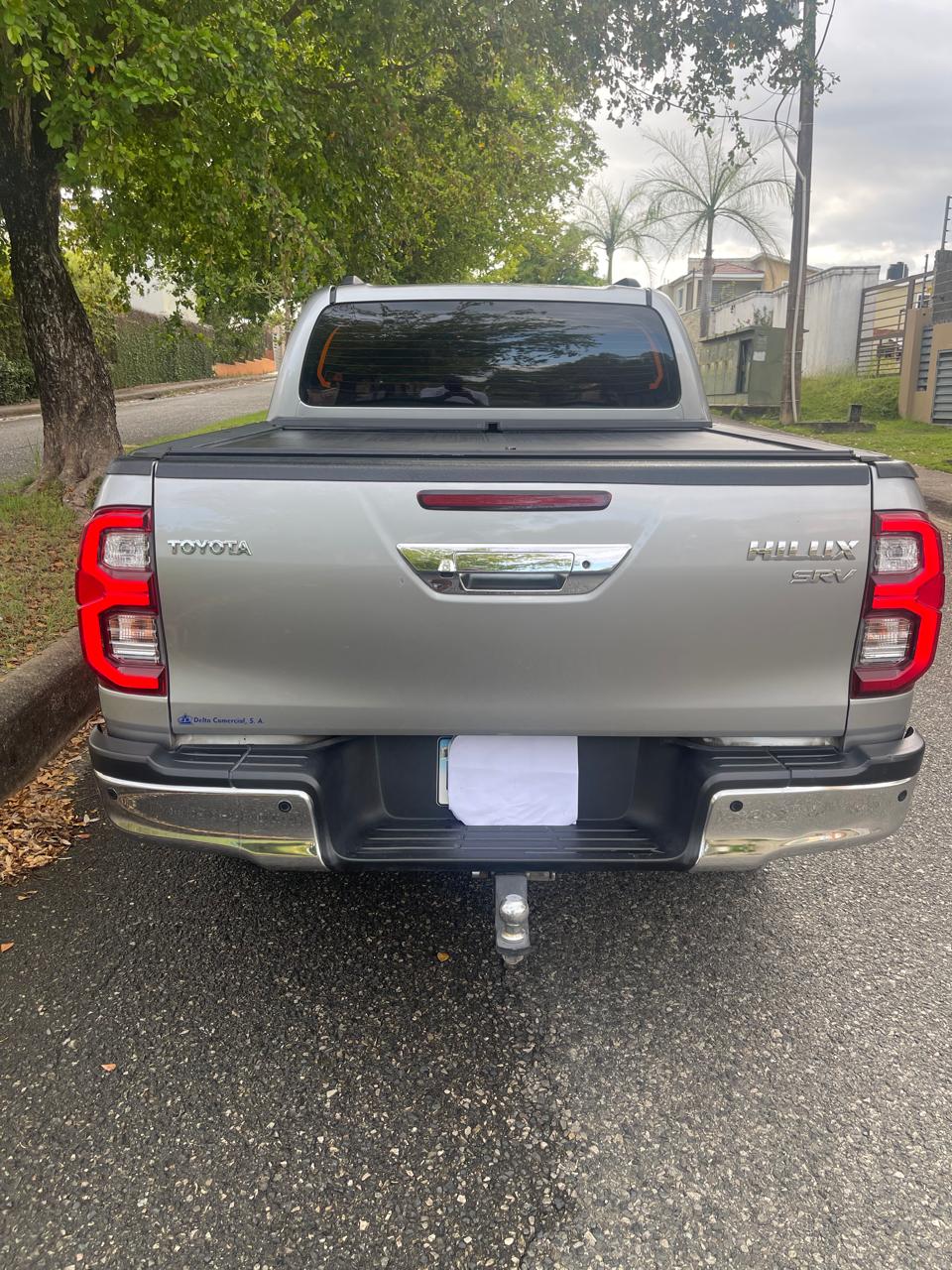 camiones y vehiculos pesados - VENDO HILUX LIMITED 2023 8