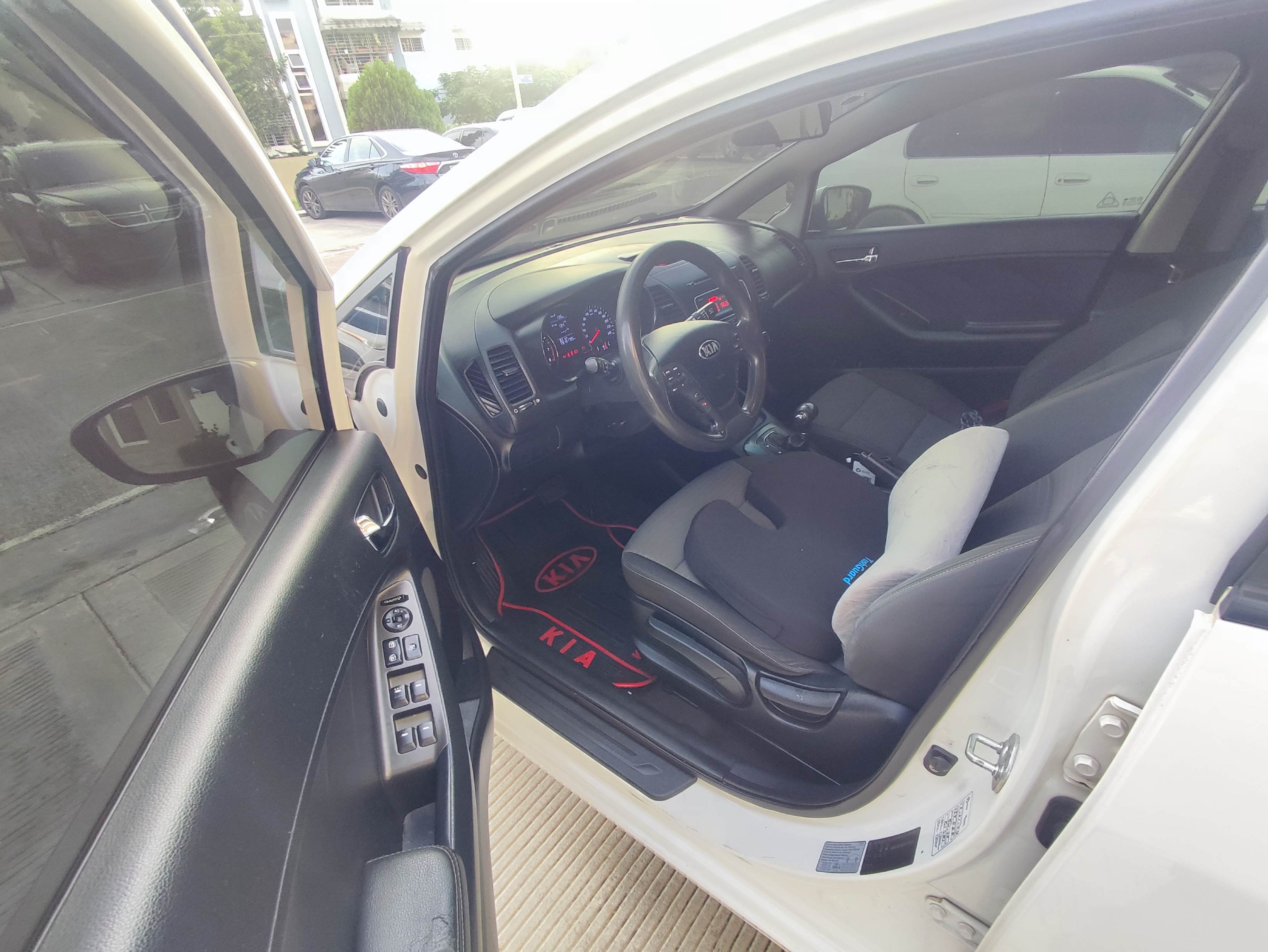 carros - Kia Cerato (Forte) 2017, Motor Dohc 3