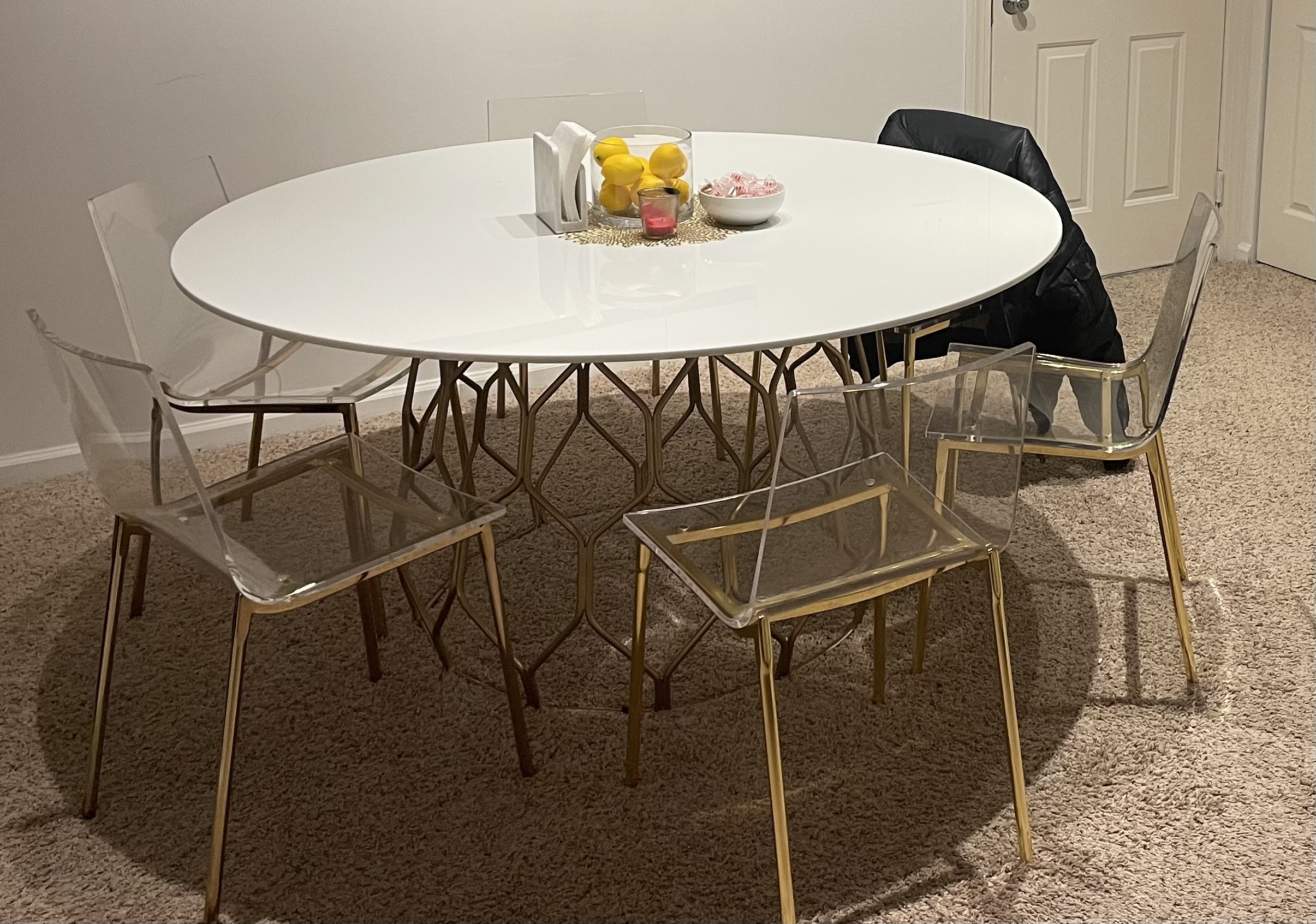muebles y colchones - Sillas marca CB2 acrílico 1
