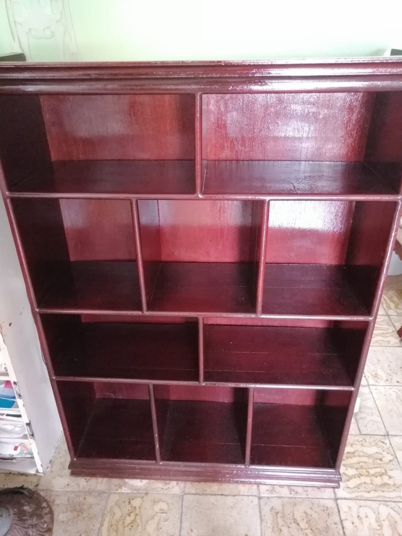 muebles y colchones - Estante/Libreo de Caoba