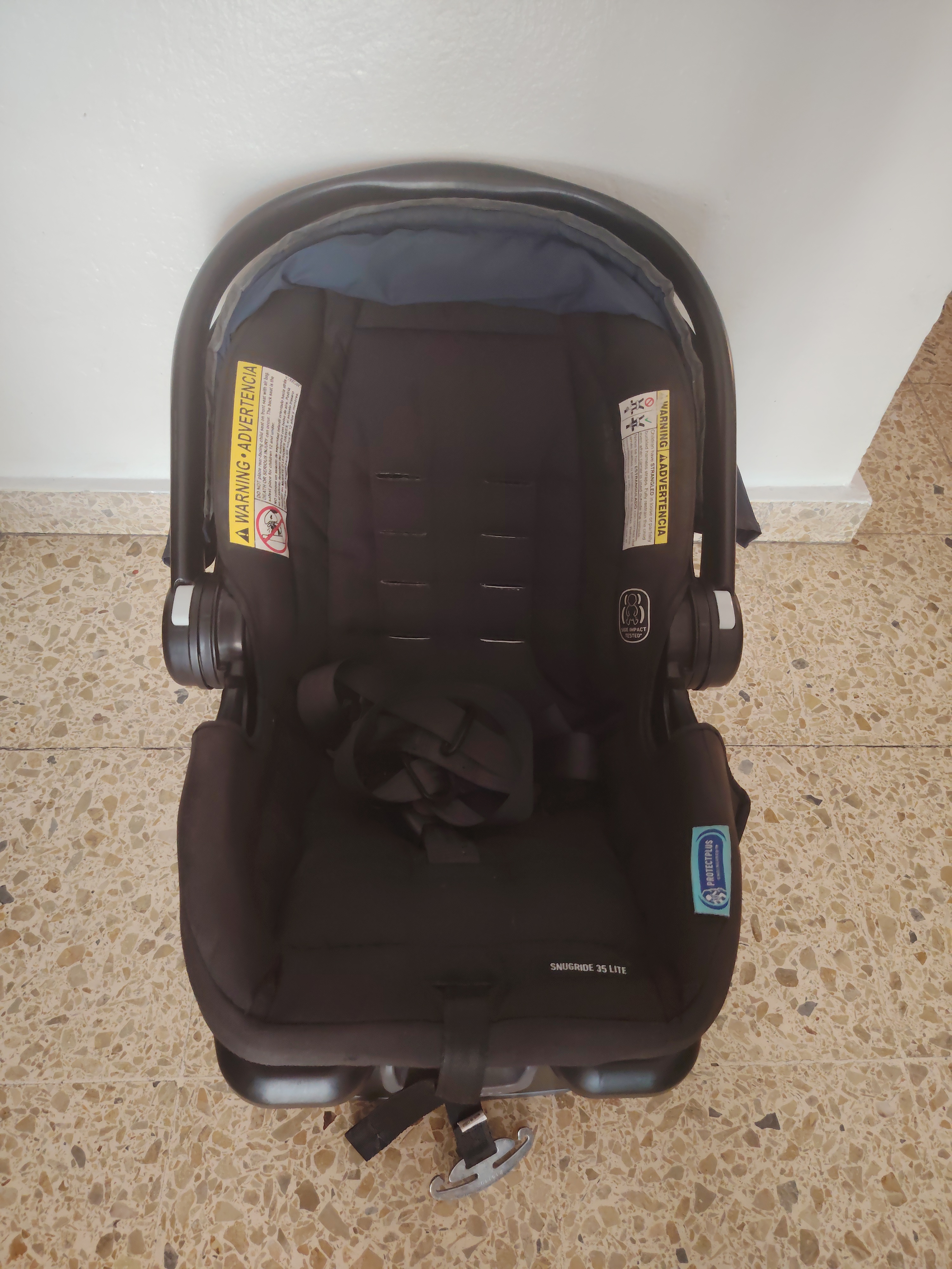coches y sillas - Silla de carro para bebé, en excelente condiciones, como nueva 0