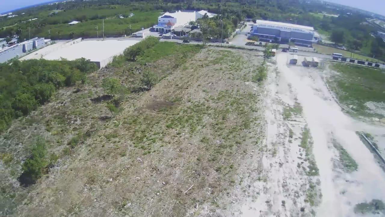 solares y terrenos - Solar de 20,000 metros en Prados de Punta Cana 1