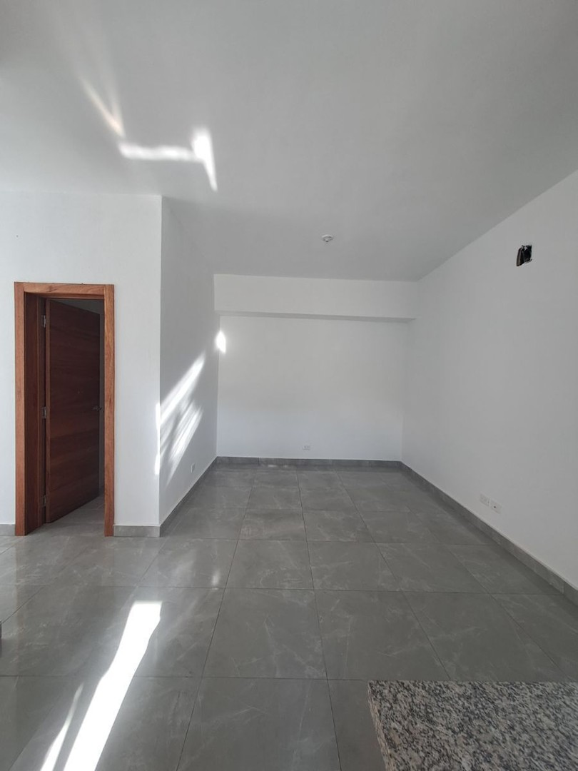 apartamentos - Apartamento nuevo 4to piso en Renacimiento
 5