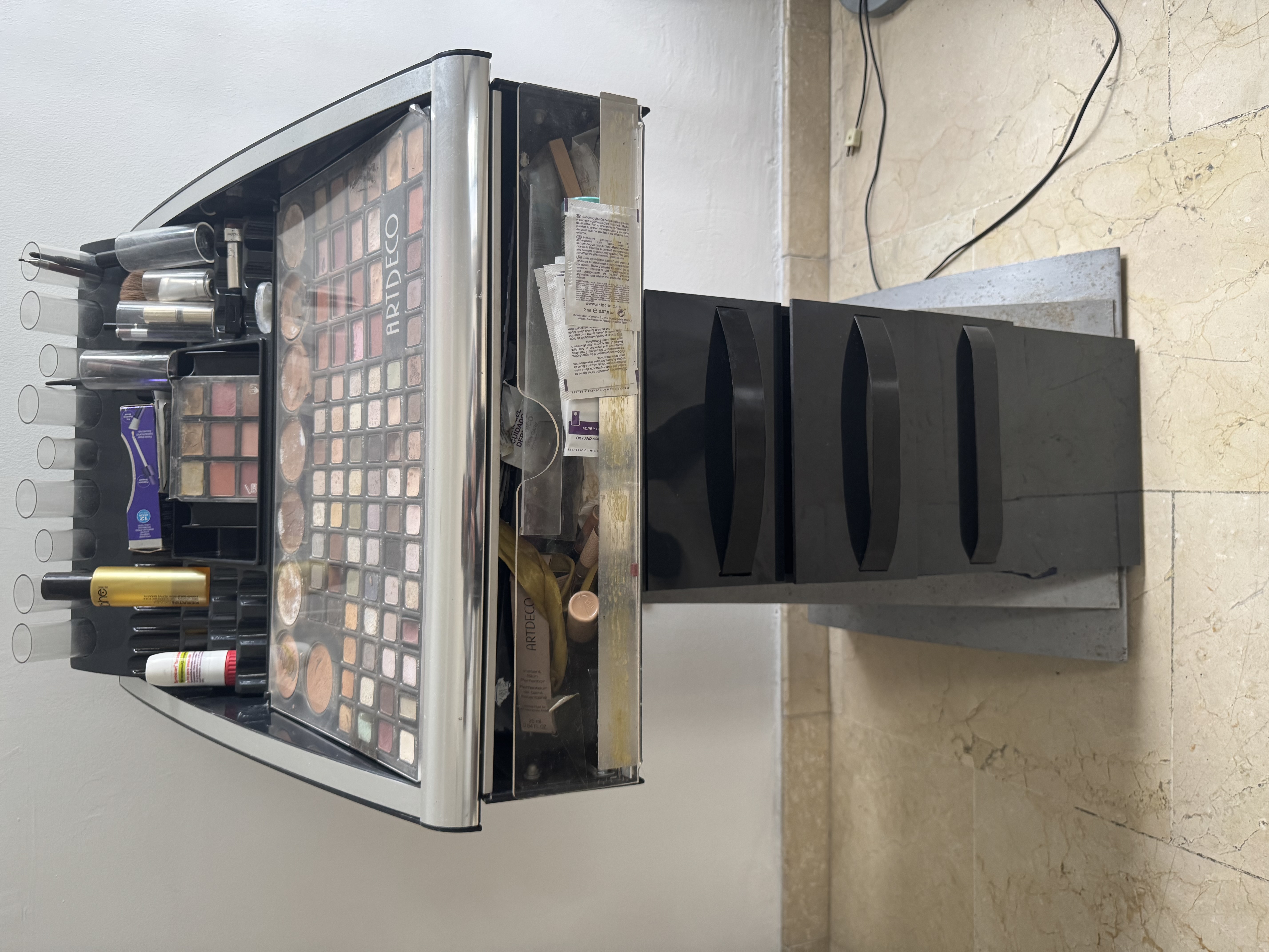 salud y belleza - Mueble de maquillaje  1
