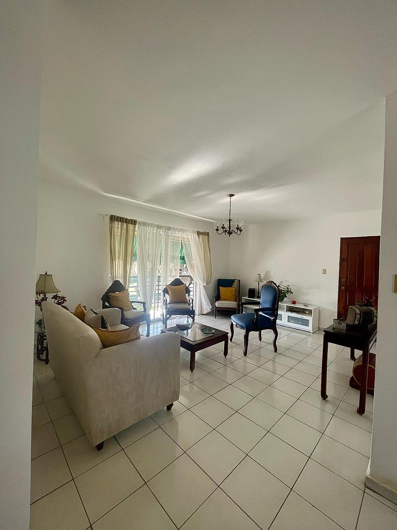 apartamentos - Apartamento clásico, excelente ubicación, distribución, acogedor, fresco 