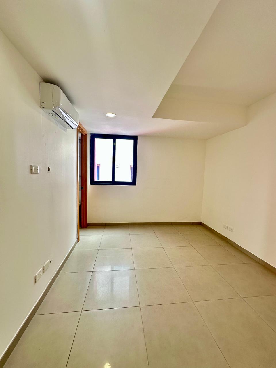 apartamentos - Apartamento en venta en Evaristo Morales  6