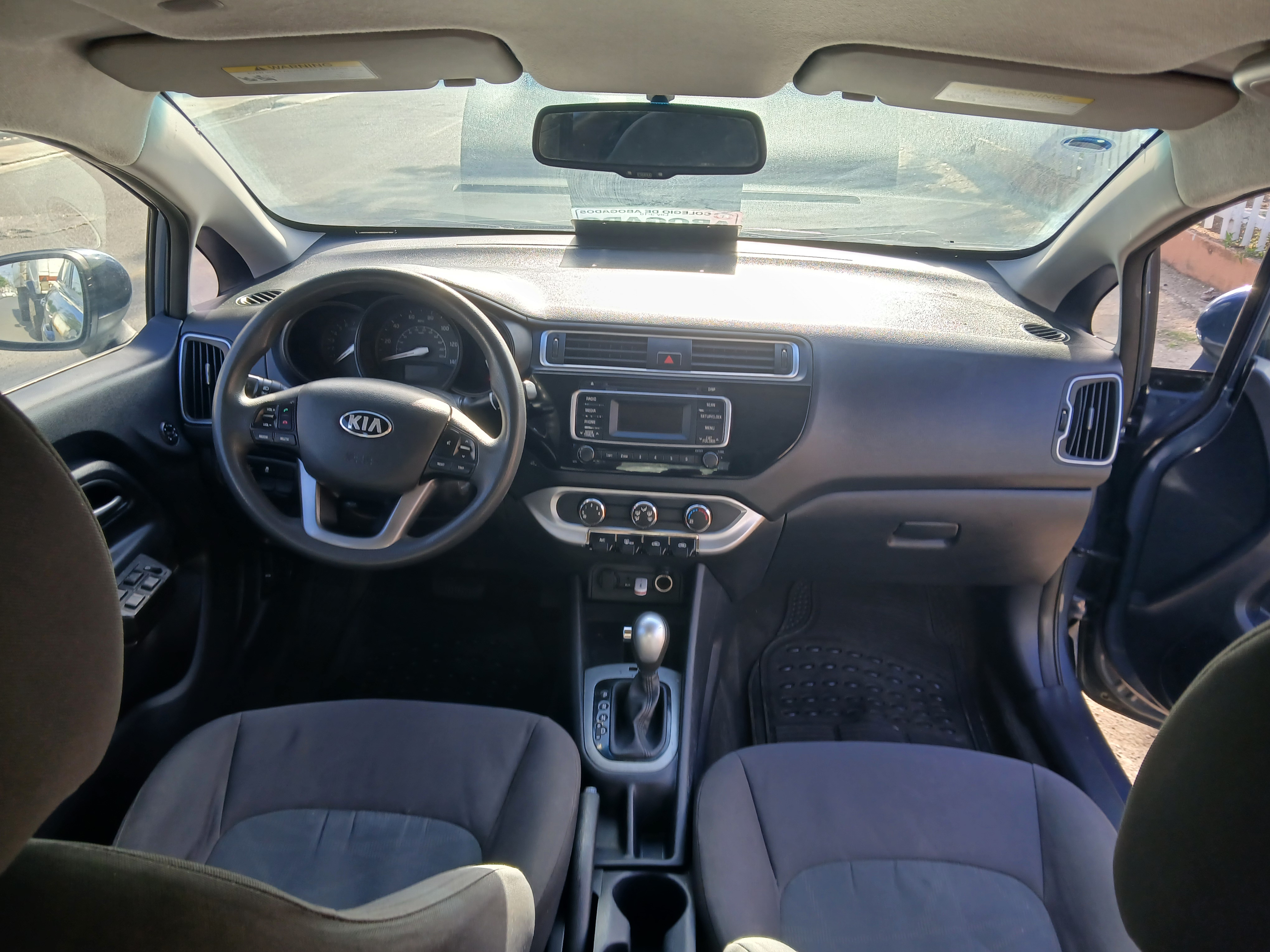 carros - Vendo Kia Rio 2016 de Oferta  5