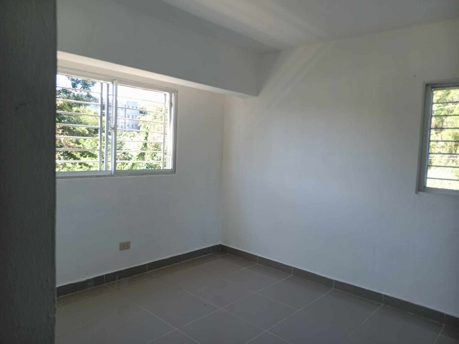 apartamentos - Se vende apartamento en Villas Naco 
km13 Autopista Duarte  6