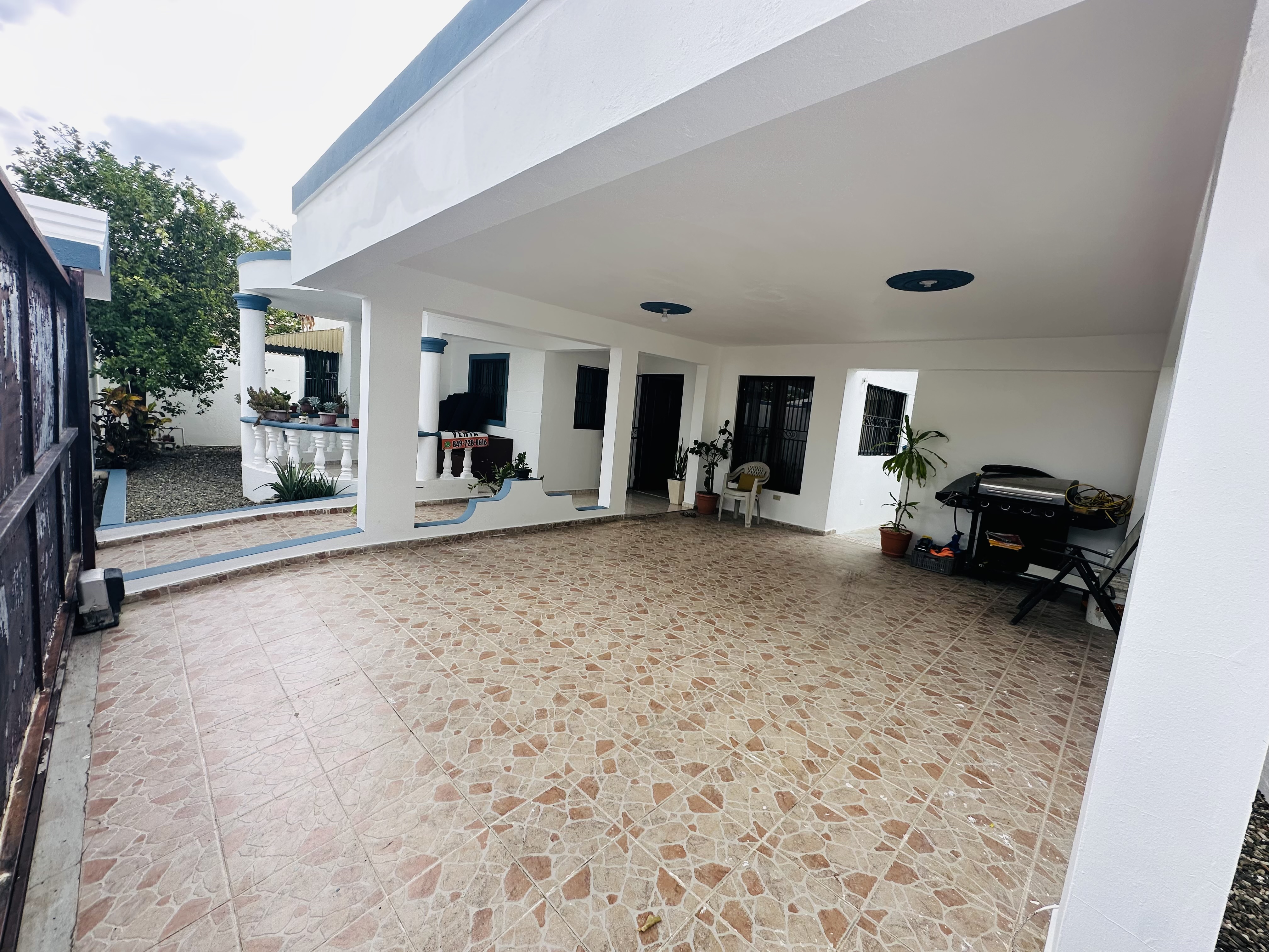 casas - CASA EN VENTA EN SANTIAGO DE LOS CABALLEROS  2
