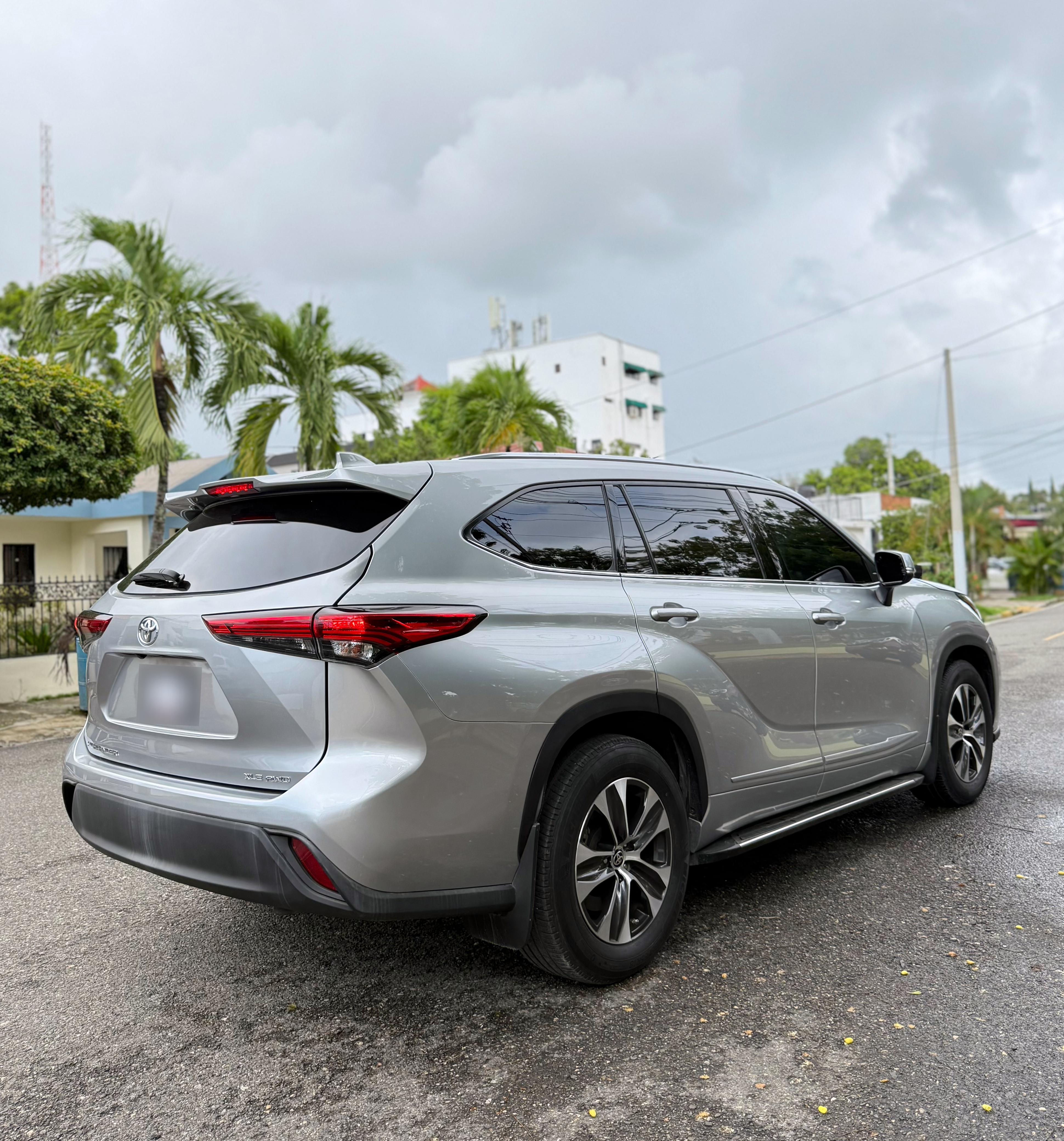 jeepetas y camionetas - Toyota higlander xle 2020 3