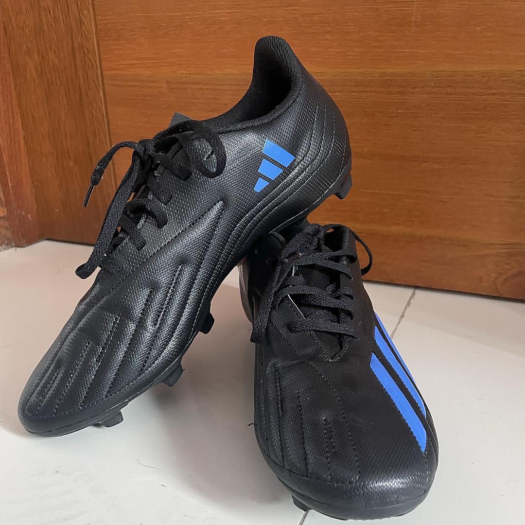 deportes - Tennis de fútbol, clavos, Adidas, size 11 de hombre 