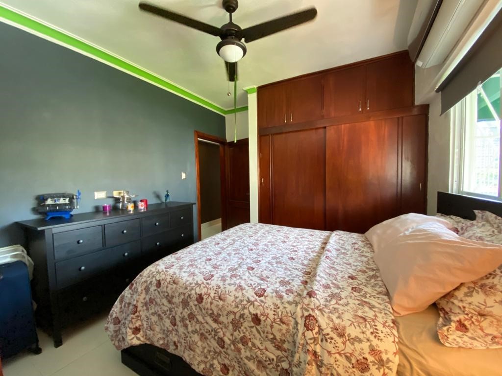 apartamentos - Venta de Apartamento de oportunidad en Gazcue!!!
 4