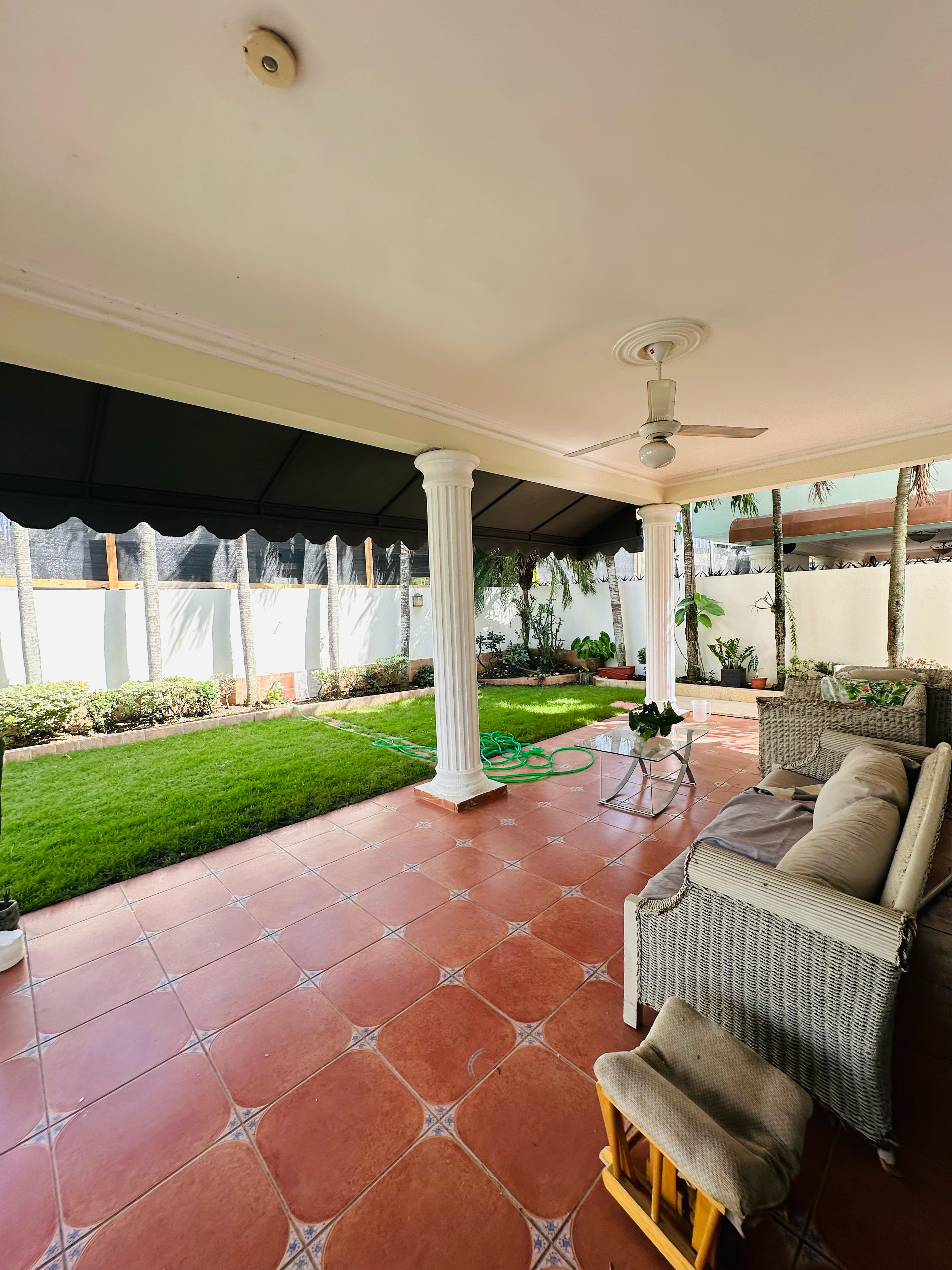 casas - CASA EN VENTA EN JARDINES DEL ESTE, SANTIAGO. 7