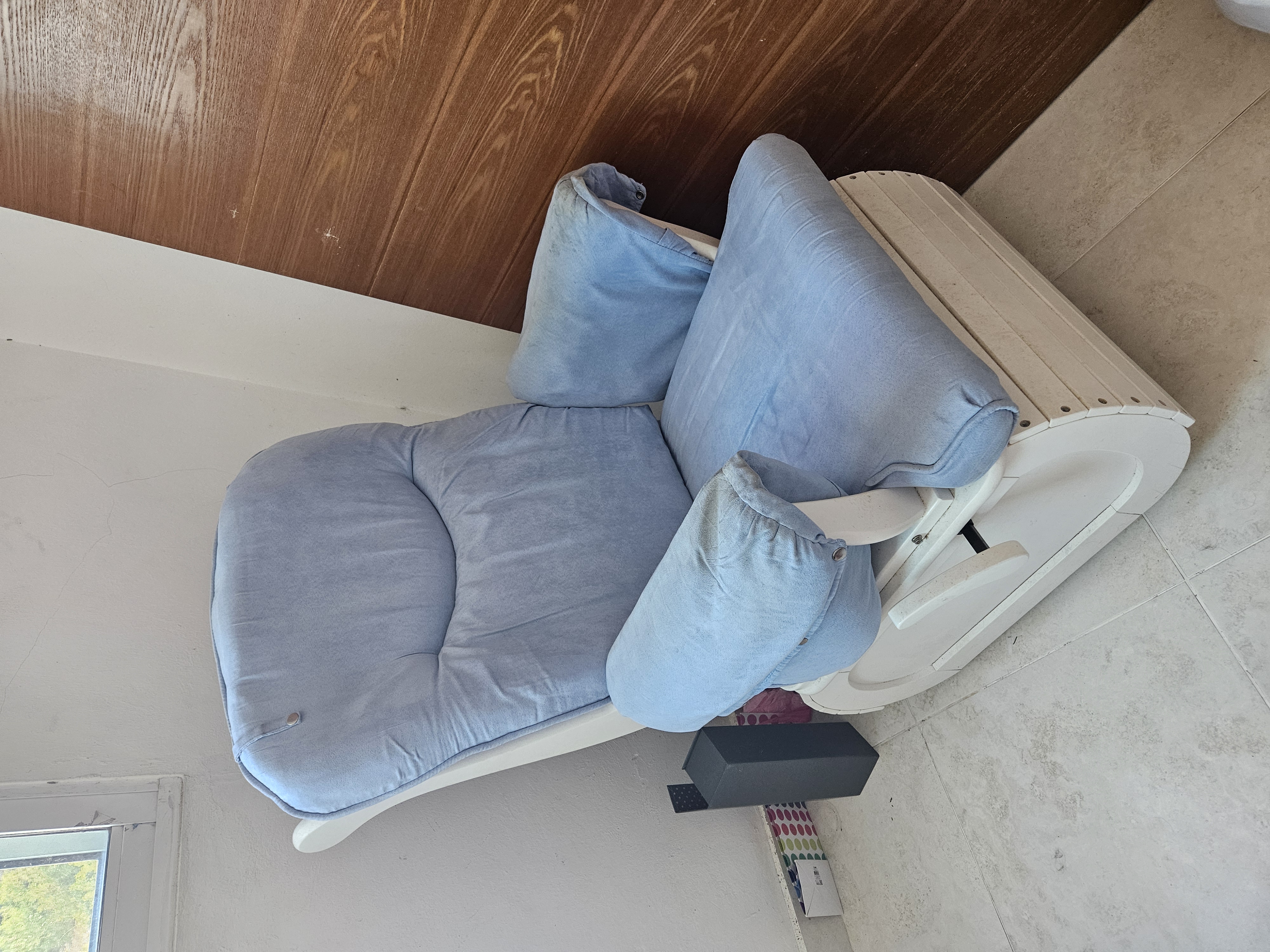muebles - vendo mecedora de lactancia 1