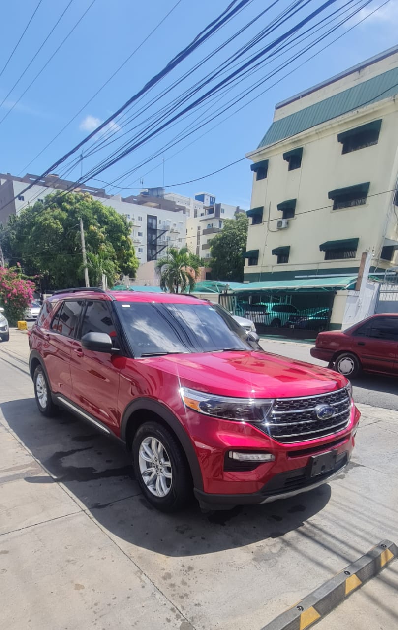 jeepetas y camionetas - yipeta ford XLT año 2022
único dueño  0