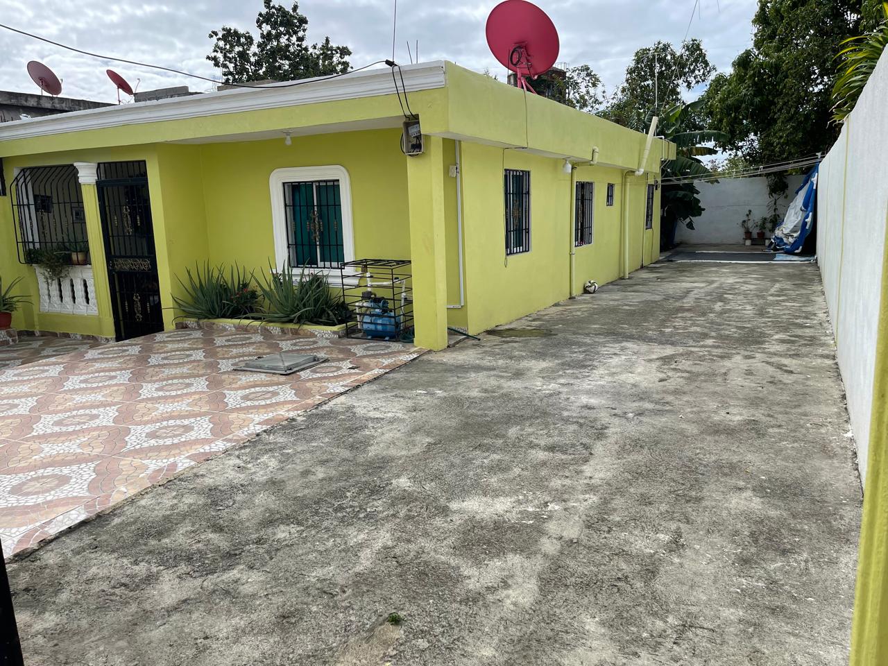 casas - casa en venta en los guaricanos  0