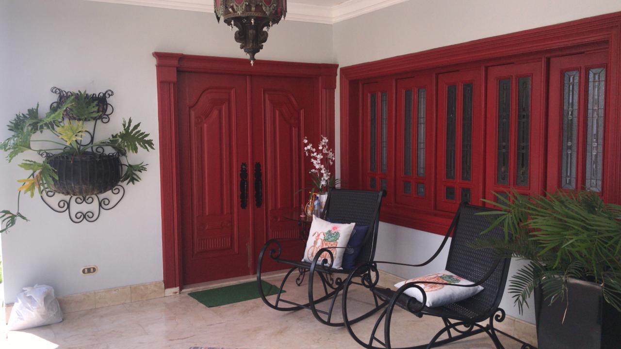 casas - Casa Residencial Los Robles 505mts